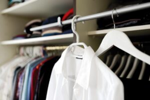 Smart anziehen: Der Guide für mehr Komfort und Stil im Kleiderschrank