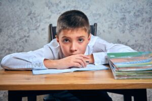 Schulstress bei Kindern: Wann Hilfe wirklich nötig ist